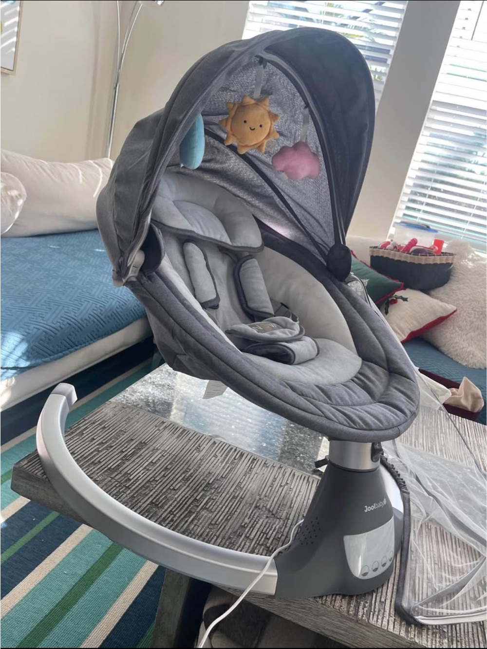$155 Like New jool baby swing chair musical gray help to sleep newborn 0-6 month